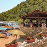 Luxury House Petrovic - Vranjina Skadar فيلة