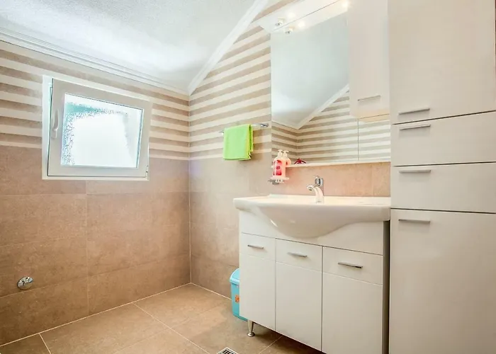 Luxury House Petrovic - Vranjina Skadar