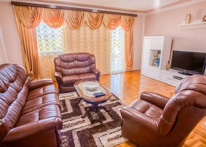 Luxury House Petrovic - Vranjina Skadar * Podgorica